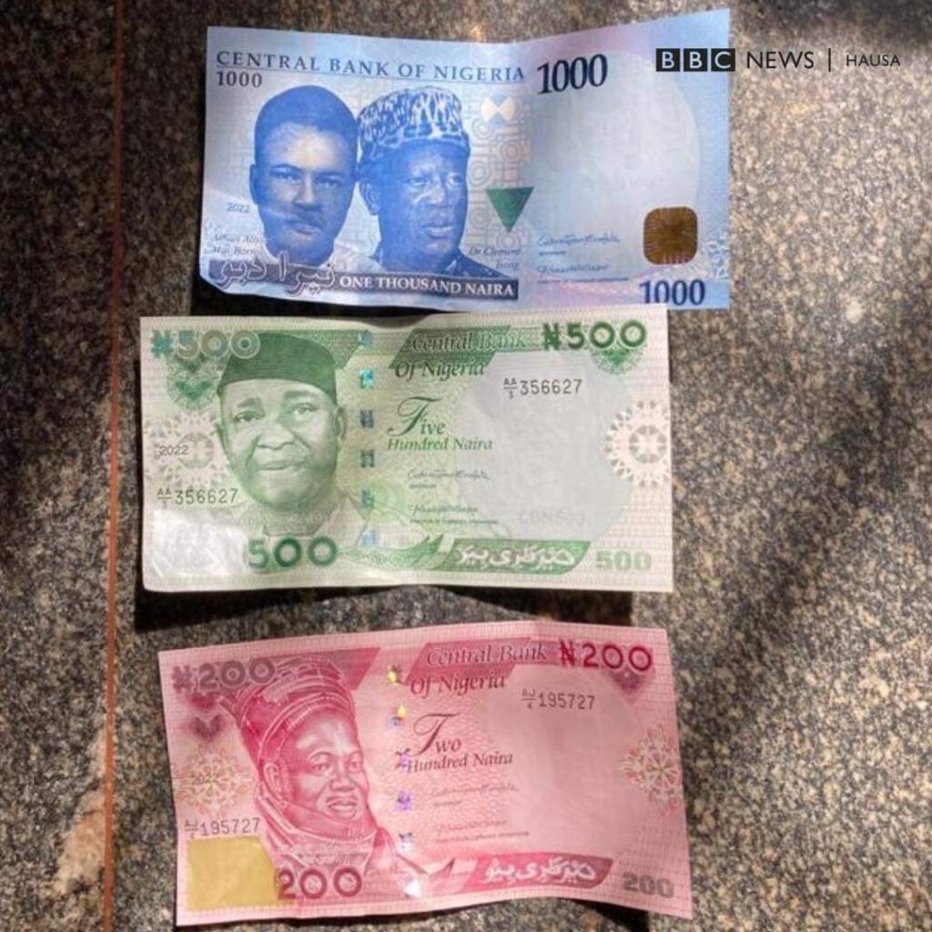 President Buhari unveils new N200, N500 and N1000 notes